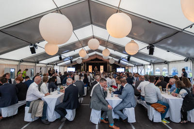 Bild vergrößern: Im Jahr 2019 fand der große Unternehmertreff bei der Firma Infinex in Haiterbach statt.
